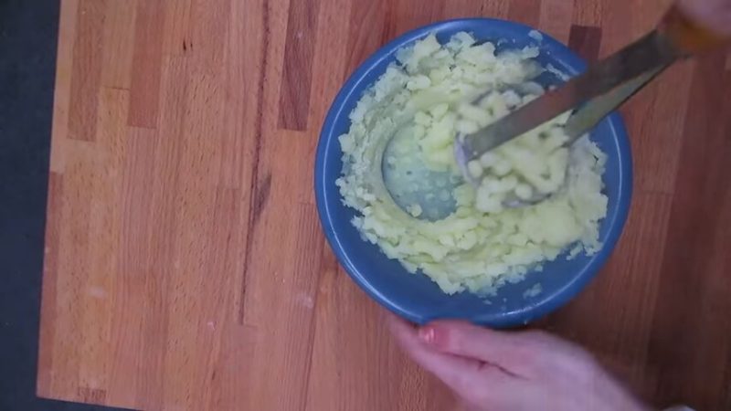 Пачка творога и пара картофелин — бюджетный и вкусный рецепт Пачка творога и пара картофелин — бюджетный и вкусный рецепт