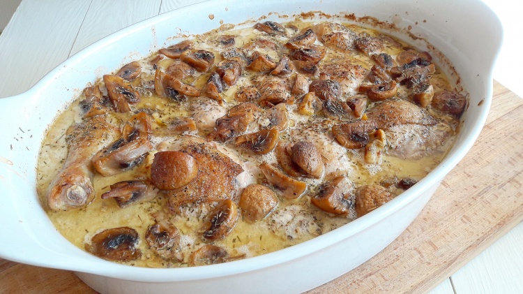 Курица с шампиньонами