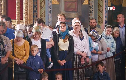 Православные христиане по всему миру отмечают Рождество Православные христиане по всему миру отмечают Рождество