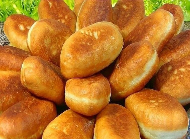 Мини-пирожки, которые порадуют своей пышностью и вкусом