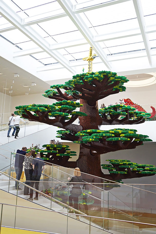 Дом LEGO