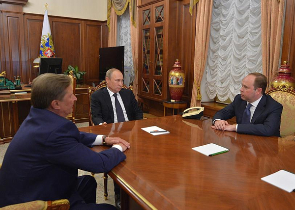 Антон Вайно, Сергей Иванов, Владимир Путин|Фото: kremlin.ru Антон Вайно, Сергей Иванов, Владимир Путин|Фото: kremlin.ru