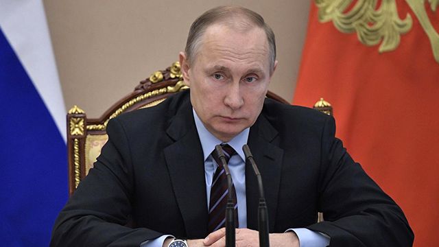 Путин поручил правительству реорганизовать федеральное управление по уничтожению химоружия