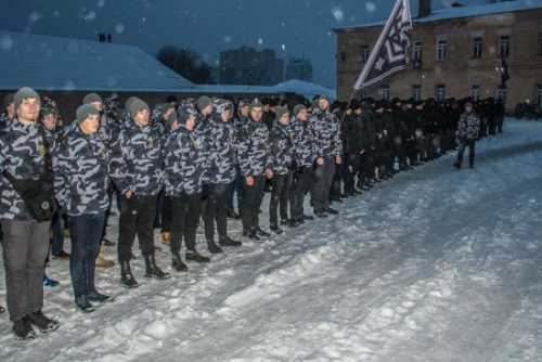 Итоги недели. Холуёвщина на поводке Итоги недели. Холуёвщина на поводке