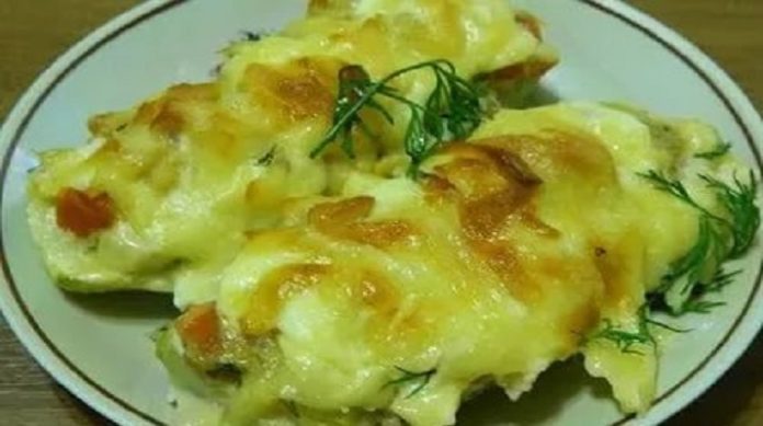 Обалденные фаршированные кабачки: вкусная и аппетитная закуска