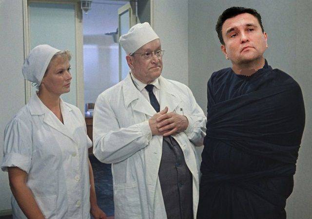 На Украине у дипломатов и судей потребуют справку от психиатров На Украине у дипломатов и судей потребуют справку от психиатров