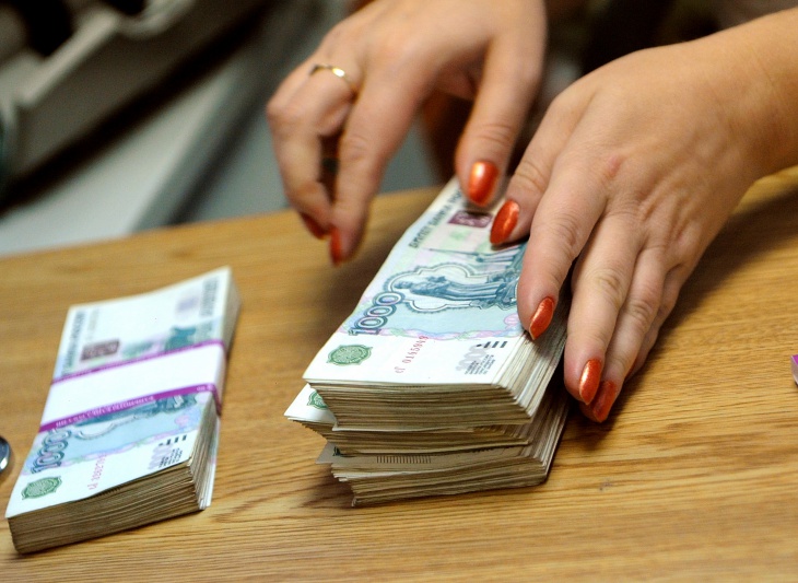 Деньги – причина всех зол: почему они обладают властью над людьми