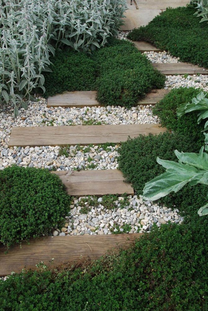 garden-walk-01