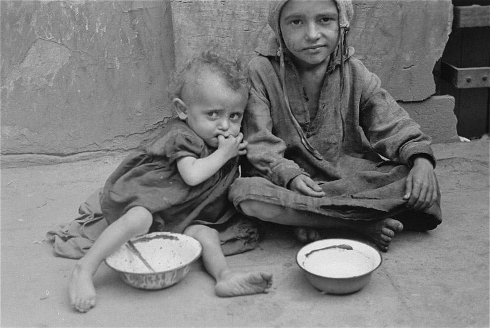 Запретные фотографии: варшавское гетто летом 1941 года Запретные фотографии: варшавское гетто летом 1941 года