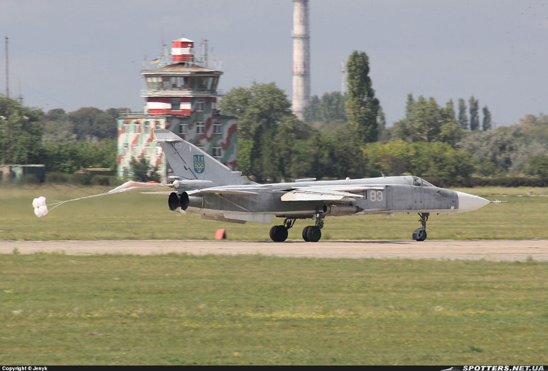 Su-24 N83-001 Su-24 N83-001