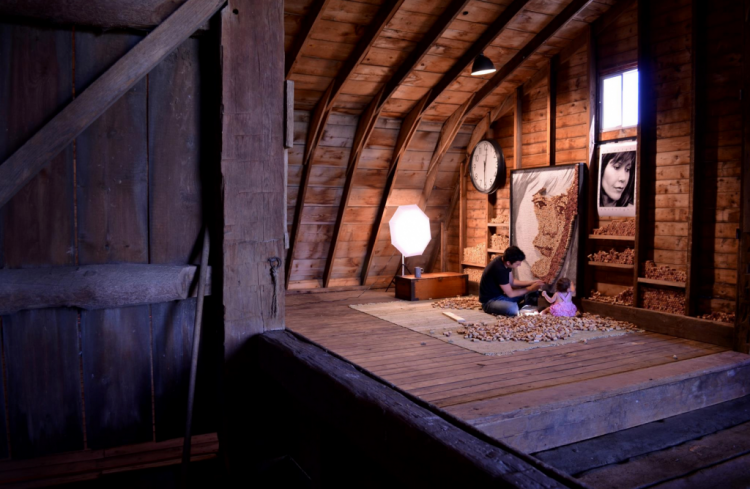 Портреты из винных пробок от Скотт Гандерсен Scott Gundersen