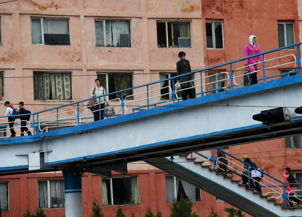 За железным занавесом: как живёт самая закрытая страна в мире За железным занавесом: как живёт самая закрытая страна в мире
