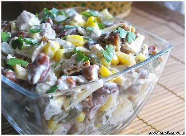 salat_s_kuricej_fasolju_i_syrom (604x443, 61Kb)
