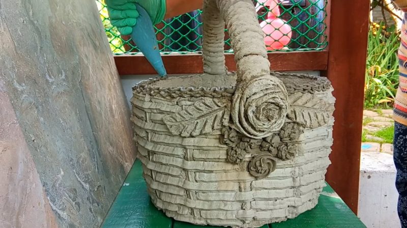 Сломалось пластиковое ведро? Сделайте из него очаровательную вещицу