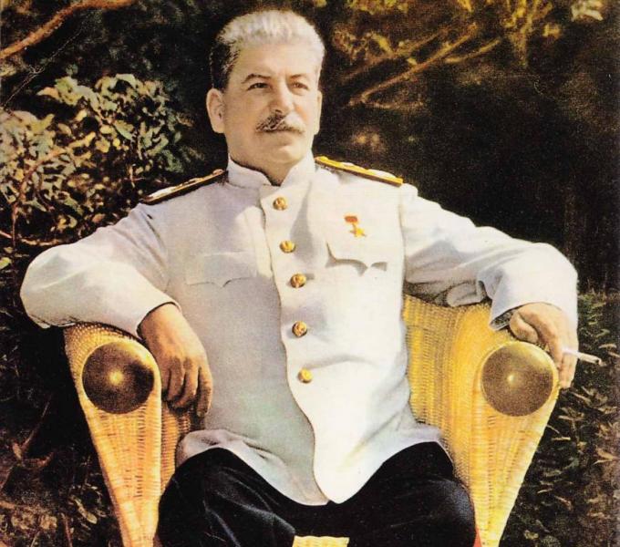 Семьдесят лет и три шутки товарища Сталина Семьдесят лет и три шутки товарища Сталина