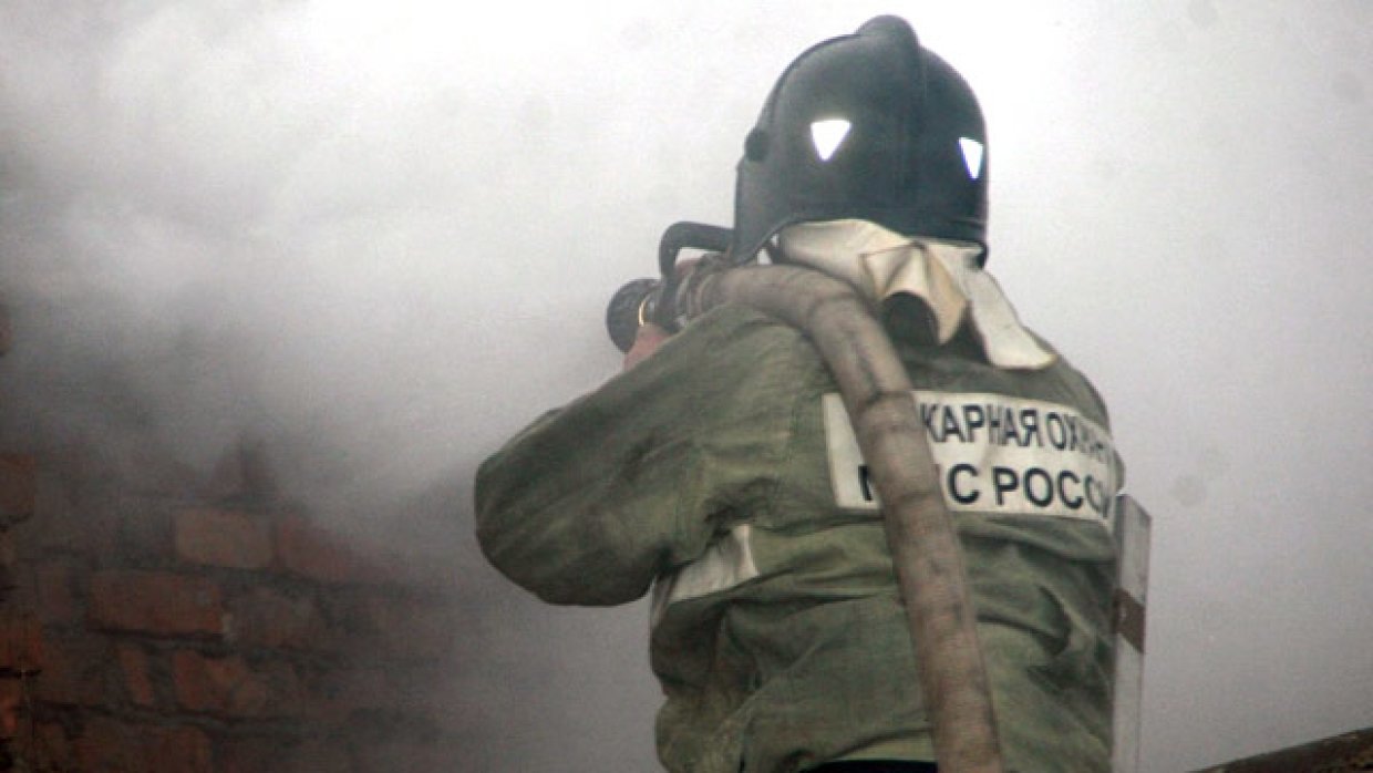 Двое взрослых и ребенок погибли при пожаре в Казани