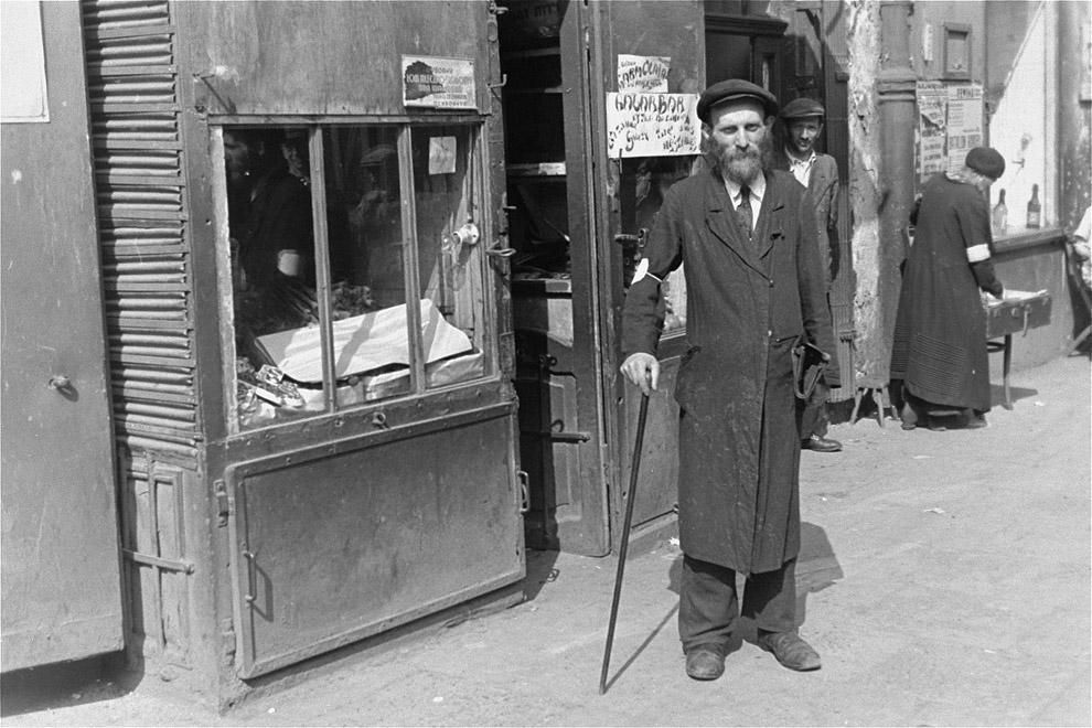 Запретные фотографии: варшавское гетто летом 1941 года Запретные фотографии: варшавское гетто летом 1941 года