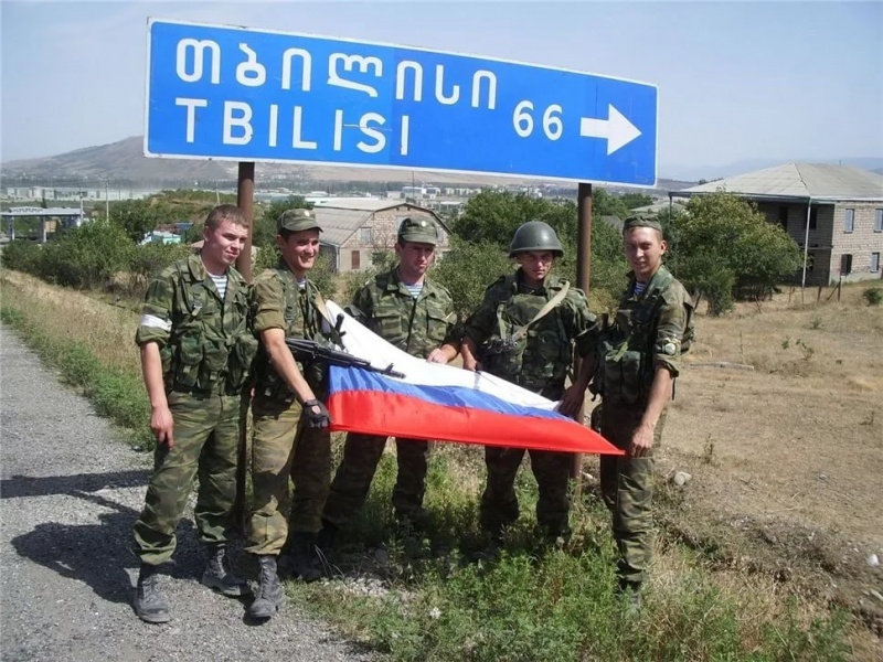 Мир спасет красота русского оружия Мир спасет красота русского оружия
