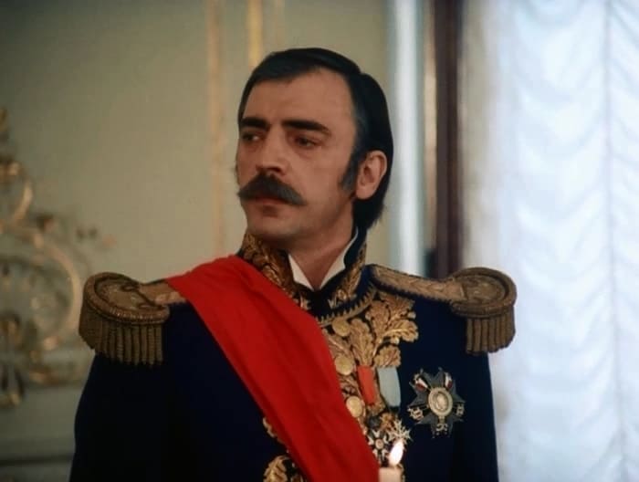Михаил Боярский в фильме *Узник замка Иф*, 1988 | Фото: kino-teatr.ru Михаил Боярский в фильме *Узник замка Иф*, 1988 | Фото: kino-teatr.ru