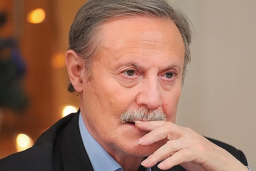 Юрий Соломин: Когда мы начинаем забывать свою собственную историю, получаем то, что имеем сегодня Юрий Соломин: Когда мы начинаем забывать свою собственную историю, получаем то, что имеем сегодня