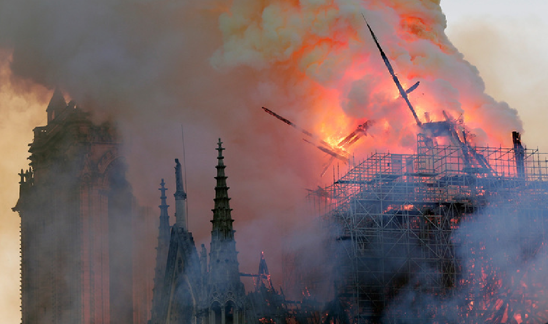 Notre-Dame de Paris - как знамение... Бог отвернулся от вас