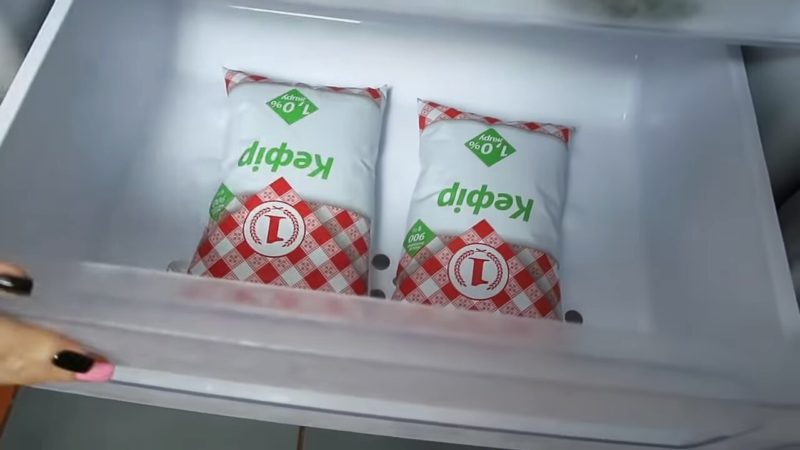 Заморозьте кефир или ряженку на ночь. Вкусно, быстро и просто Заморозьте кефир или ряженку на ночь. Вкусно, быстро и просто