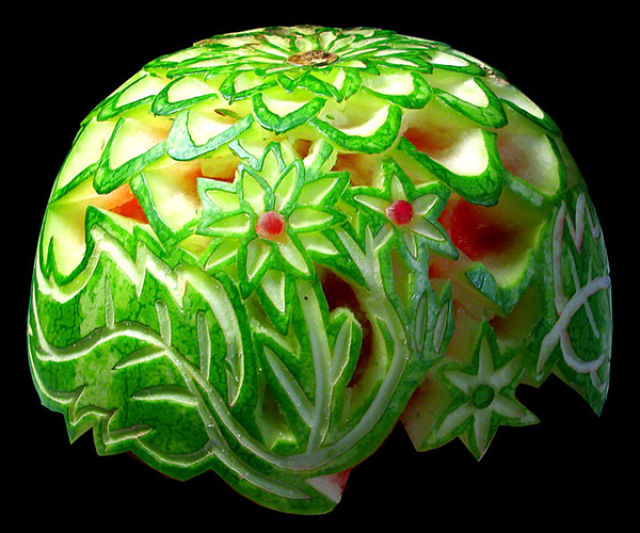 Amazing Watermelon Carvings (75 pics)