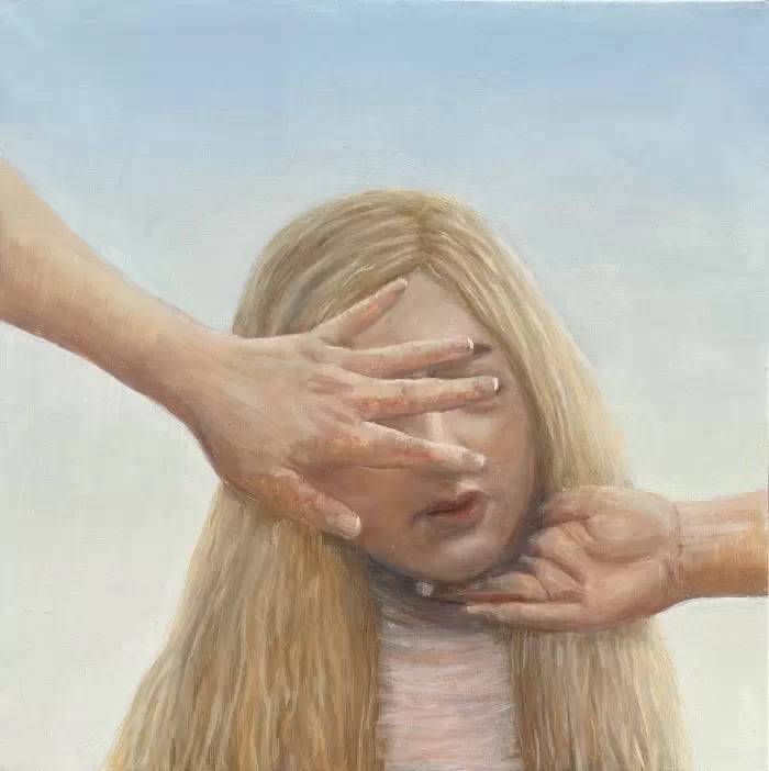 Karen Clark жутки и поэтичны, странны и знакомы.