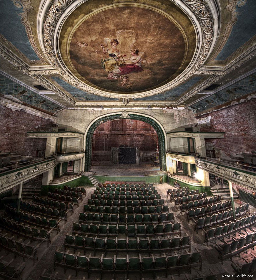 Заброшенный театр Нью-Бедфорд в США