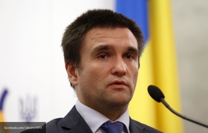 На Украине рассказали, как Киев борется с ИГ* вместе с коалицией На Украине рассказали, как Киев борется с ИГ* вместе с коалицией