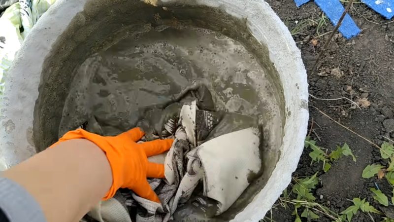 Крутые садовые дорожки буквально из мусора