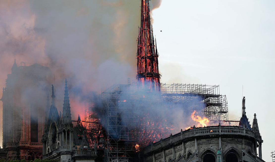 Notre-Dame de Paris - как знамение... Бог отвернулся от вас