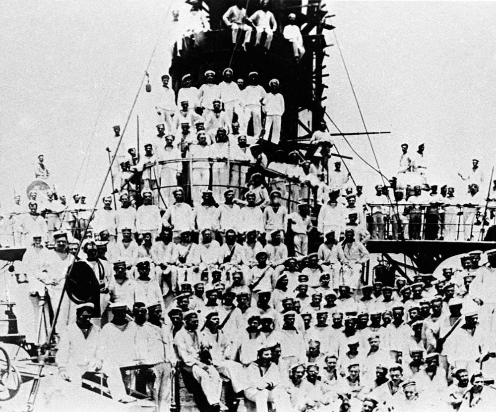 5 исторических фото крейсера «Аврора», который спустили на воду 120 лет назад