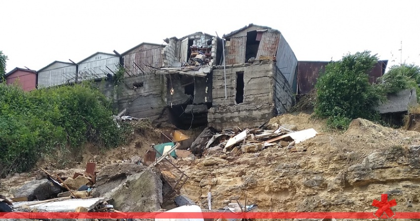 Повреждённые ливнем гаражи в Севастополе снесут