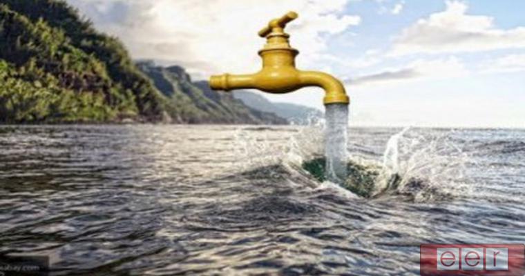 кран и река кран и вода