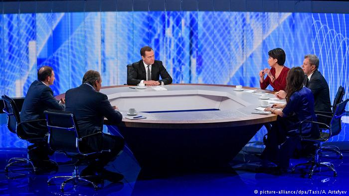 Интервью Медведева ведущим российских телеканалов, 6 декабря 2018 года Интервью Медведева ведущим российских телеканалов, 6 декабря 2018 года