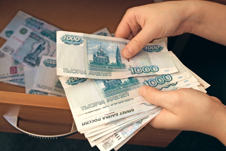 Деньги – причина всех зол: почему они обладают властью над людьми