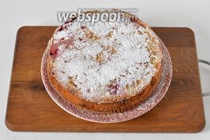 Пирог с яблоками и вишней