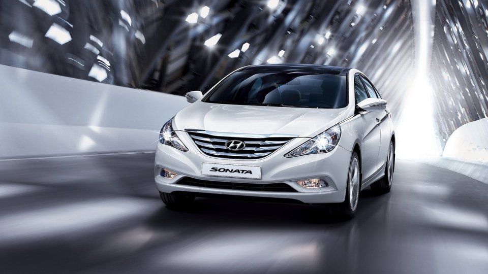 Hyundai отзовет почти миллион машин