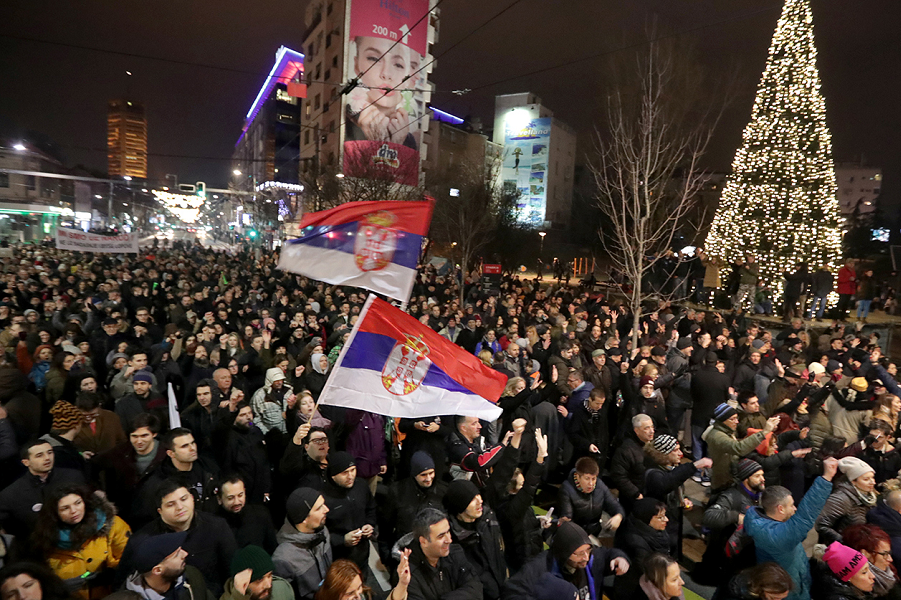 Демонстрация против Вучича в Сербии-5, 29.12.18.png Демонстрация против Вучича в Сербии-5, 29.12.18.png