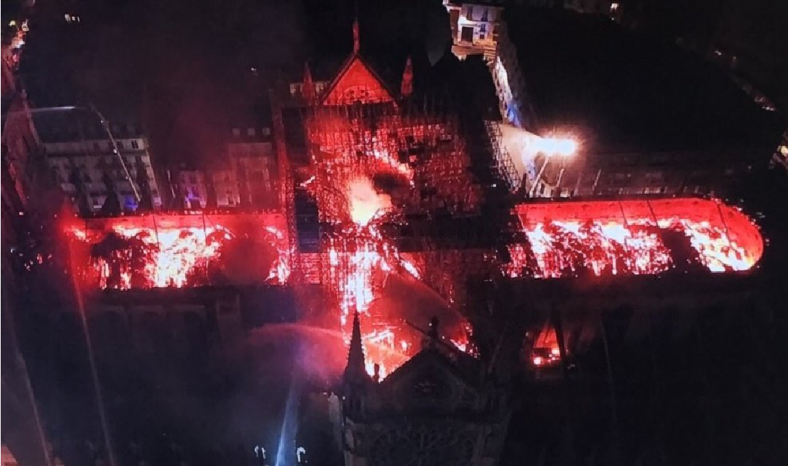 Notre-Dame de Paris - как знамение... Бог отвернулся от вас