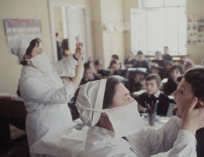 Блог - Путешествие во времени: 13 фото о бесплатной медицине в СССР, которые говорят сами за себя Путешествие во времени: 13 фото о бесплатной медицине в СССР, которые говорят сами за себя