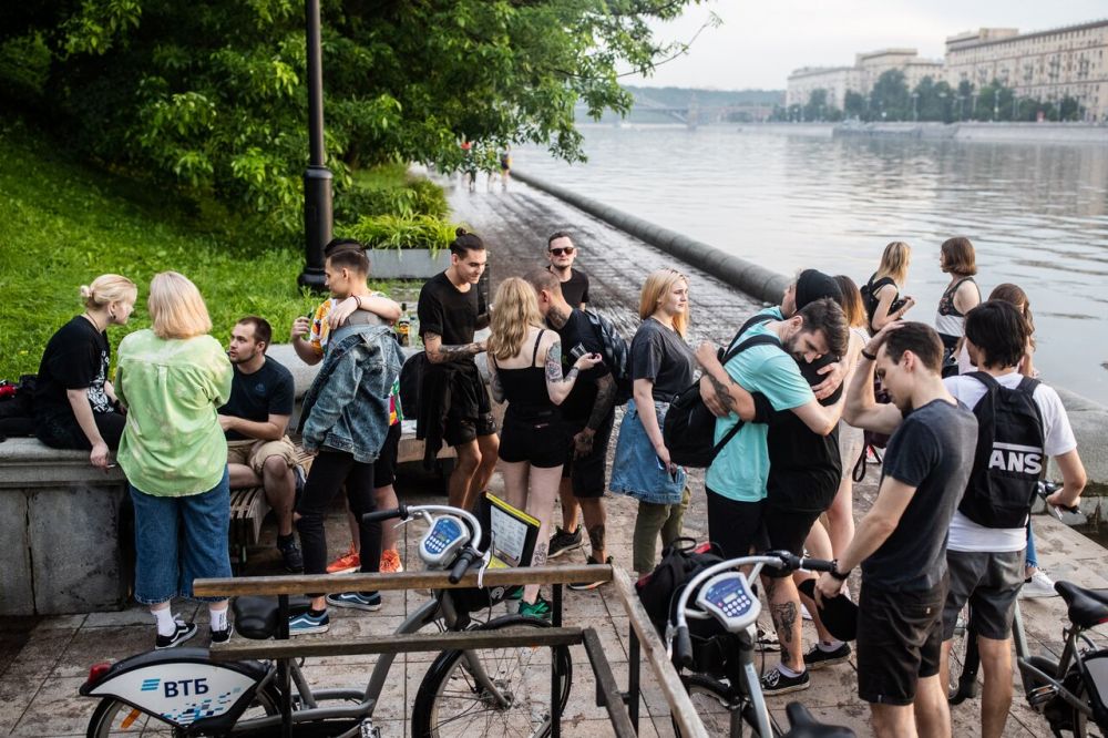 11 фото людной Москвы после снятия карантина