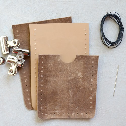 isly-gifts-for-guys-handmade-leather-wallet-tutorial-4-cut-sew