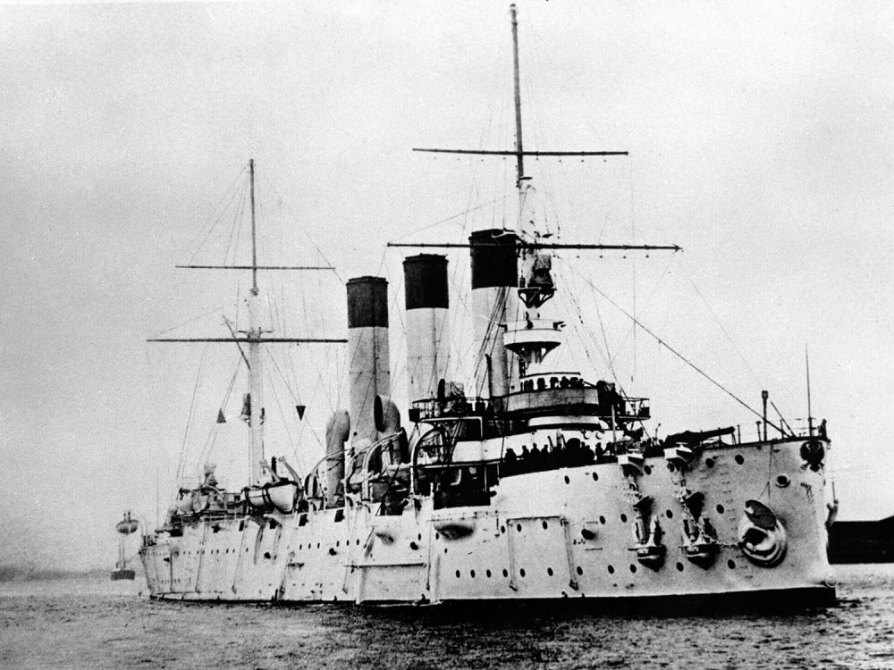 5 исторических фото крейсера «Аврора», который спустили на воду 120 лет назад