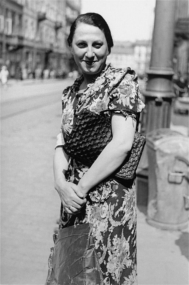 Запретные фотографии: варшавское гетто летом 1941 года Запретные фотографии: варшавское гетто летом 1941 года