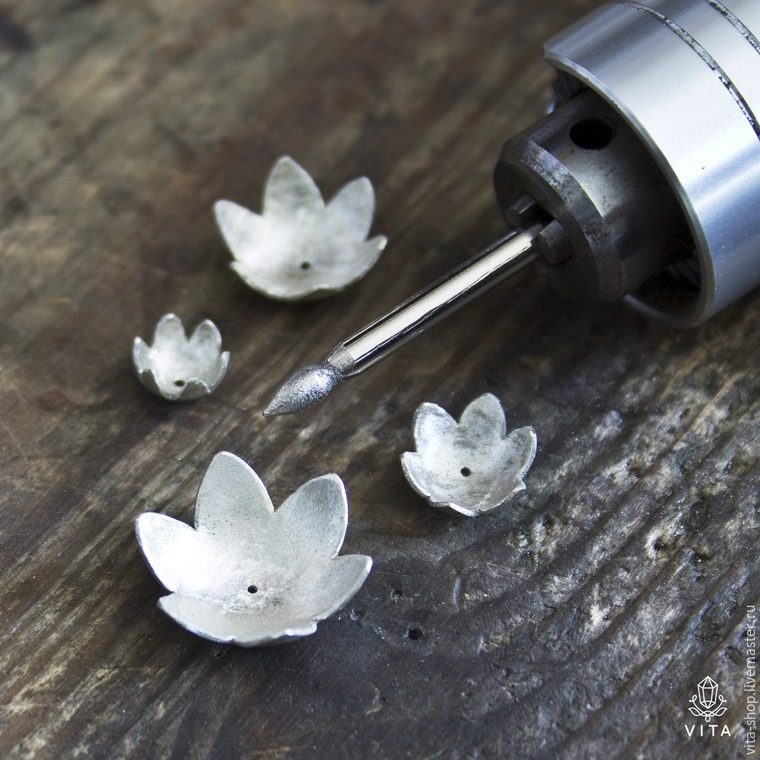 Кольцо в технике metalsmith