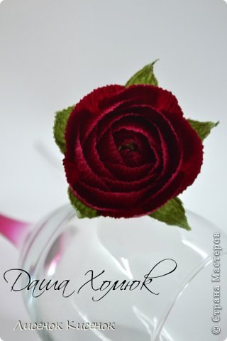 Свит-дизайн. Розы из гофрированной бумаги (8) (320x480, 76Kb)