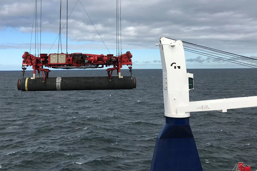 Северный поток-2, укладка труб на морское дно.png Северный поток-2, укладка труб на морское дно.png