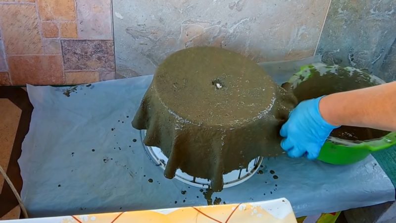 Сломалось пластиковое ведро? Сделайте из него очаровательную вещицу